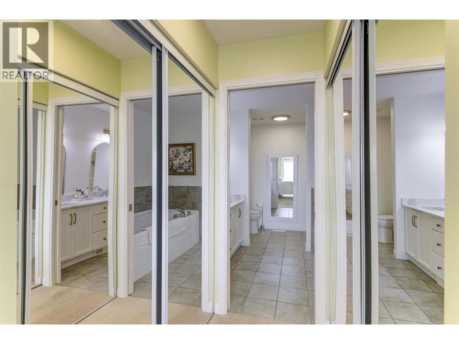 5205 Sandhills Drive