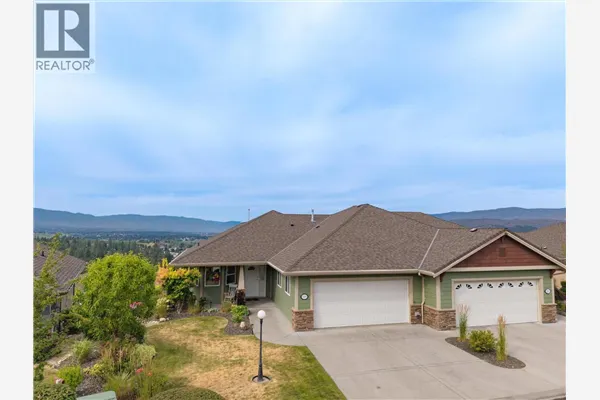 5205 Sandhills Drive