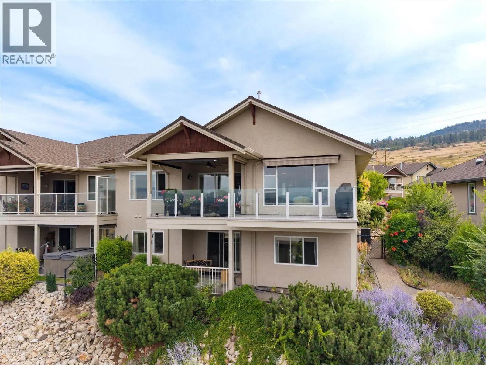 5205 Sandhills Drive