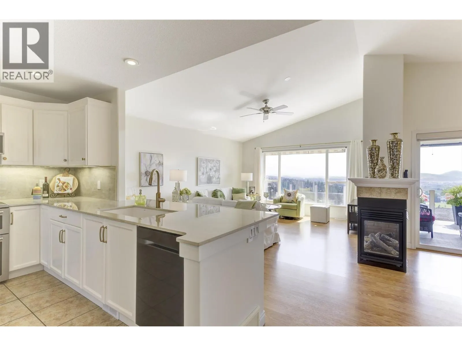 5205 Sandhills Drive