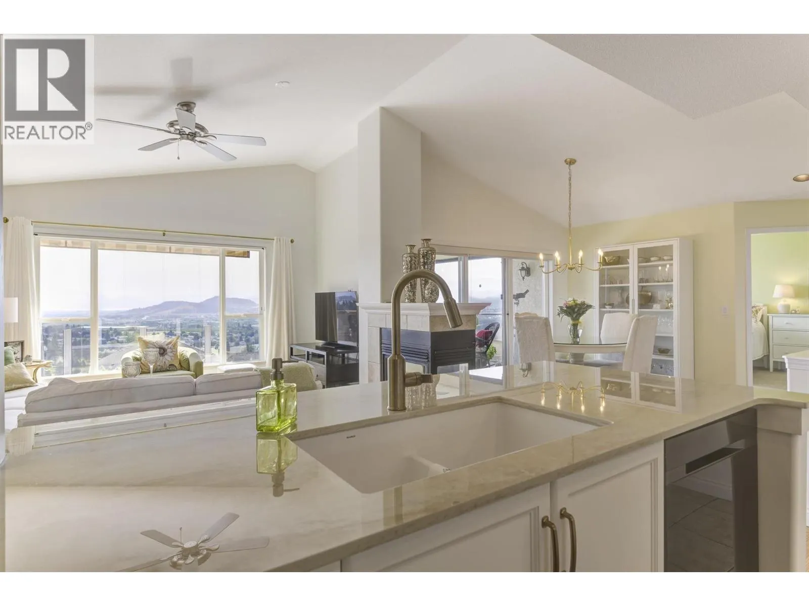 5205 Sandhills Drive