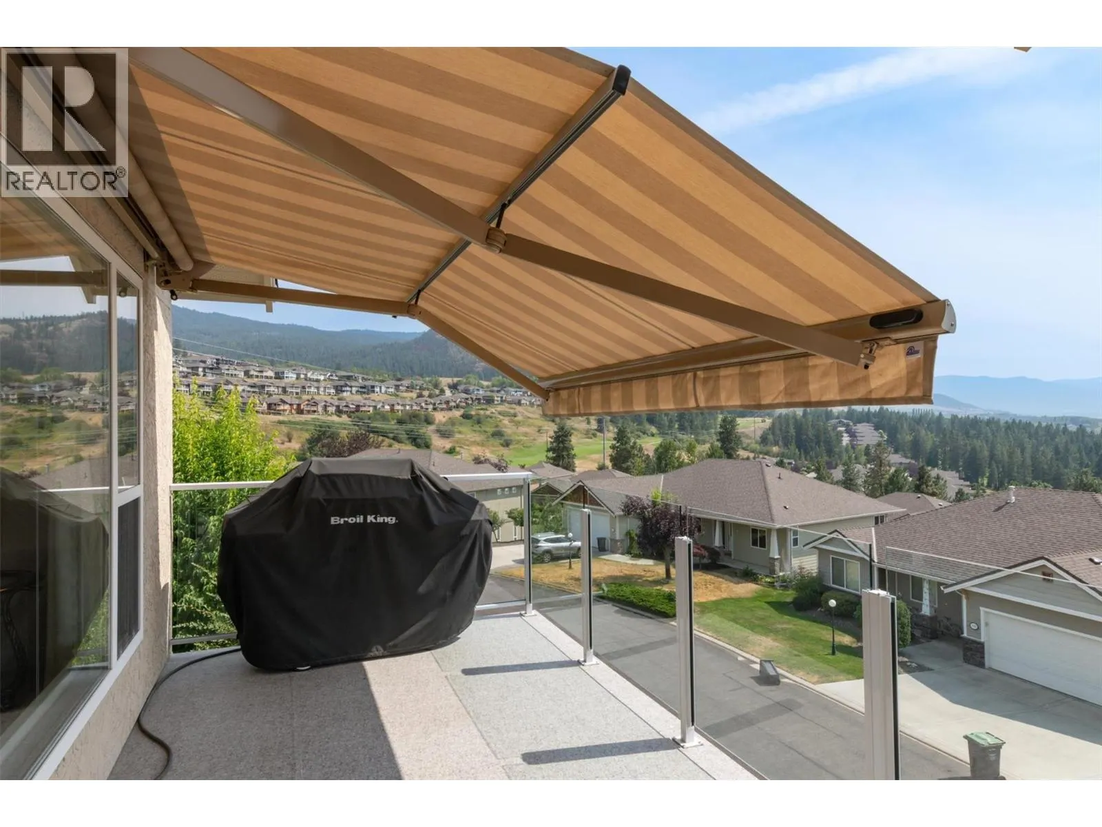 5205 Sandhills Drive