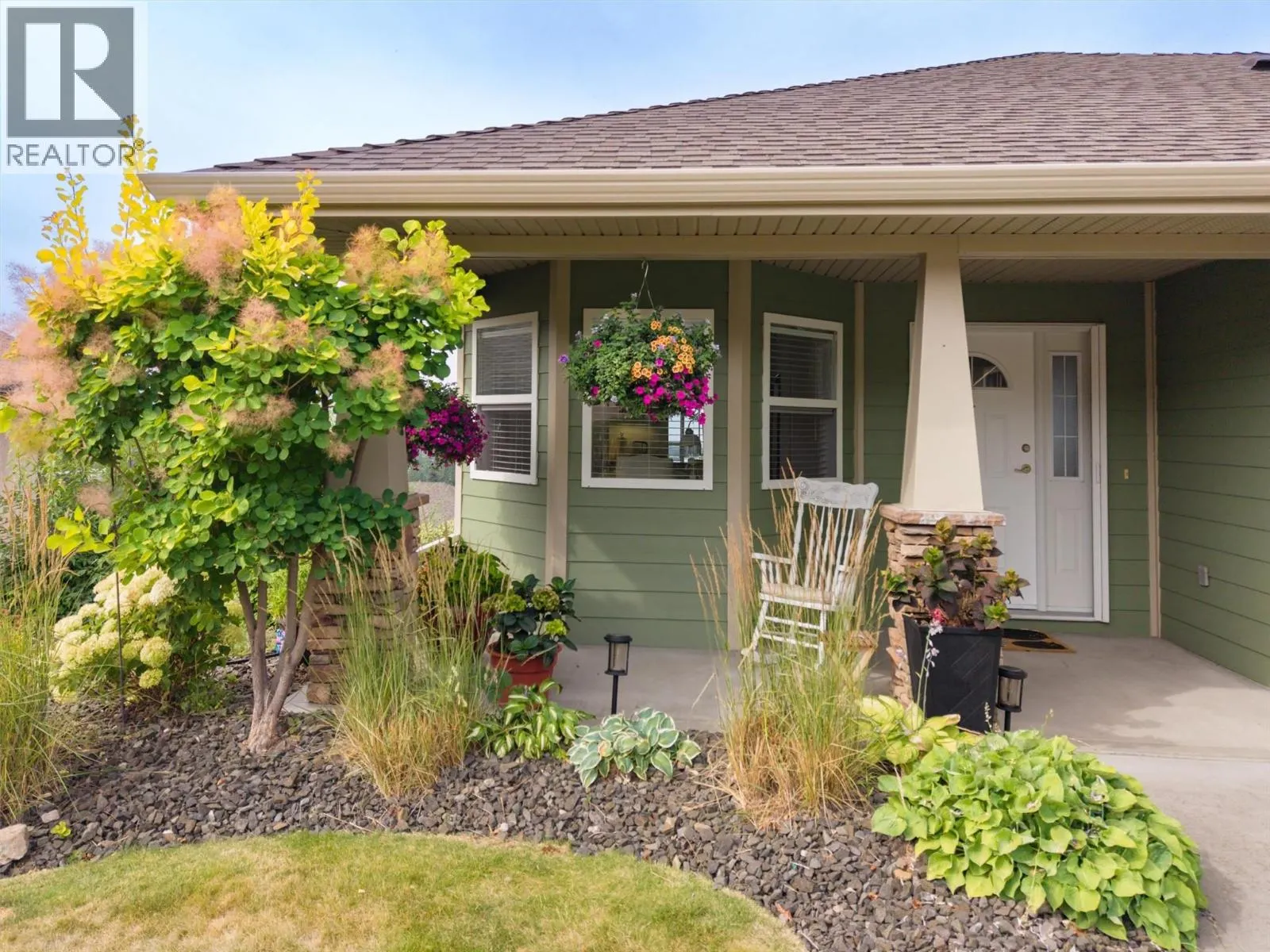 5205 Sandhills Drive