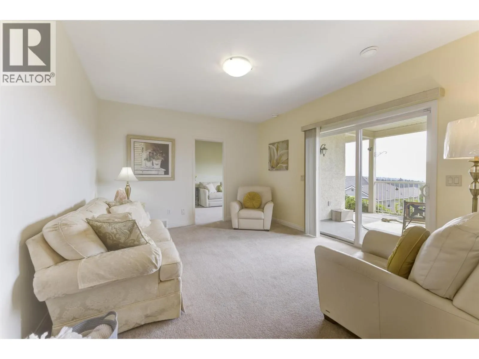 5205 Sandhills Drive