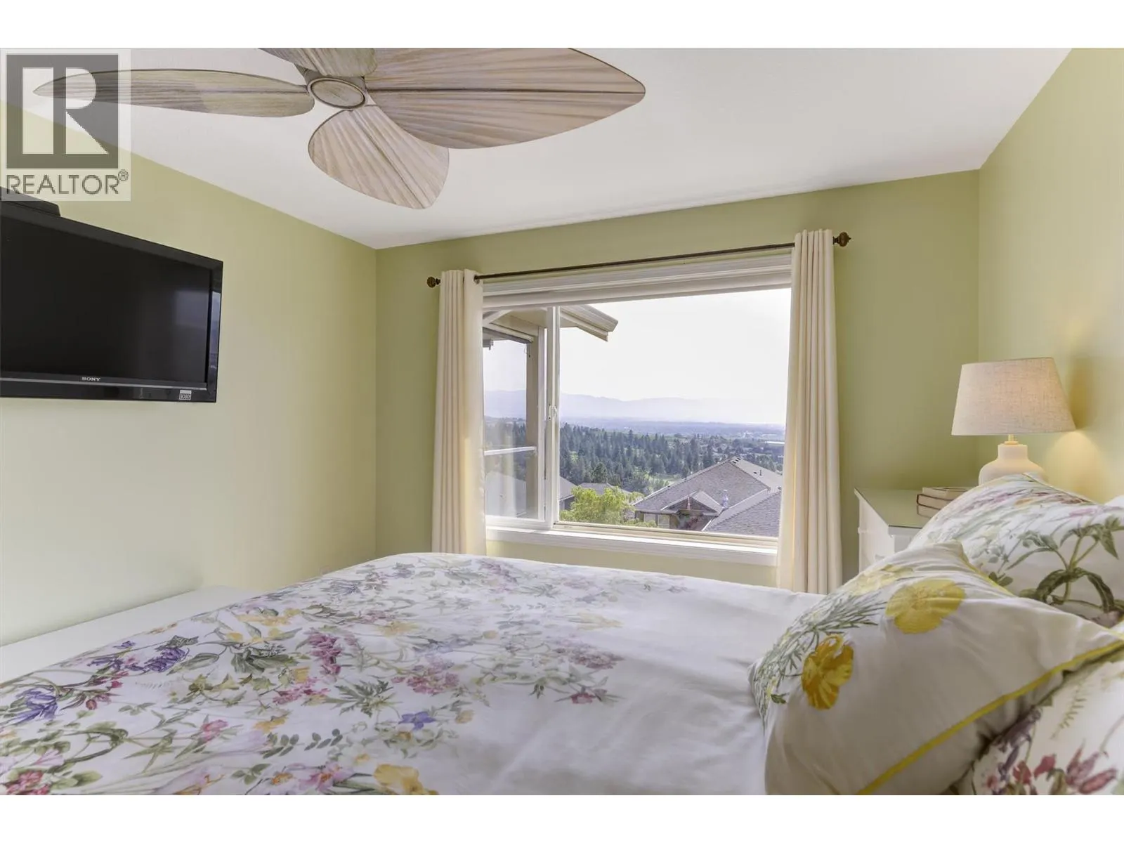 5205 Sandhills Drive