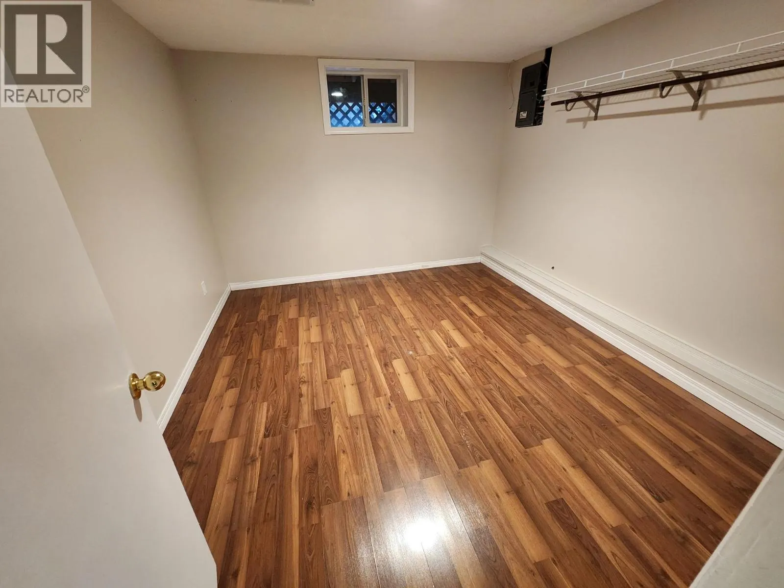 5565 Okanagan Landing Road
