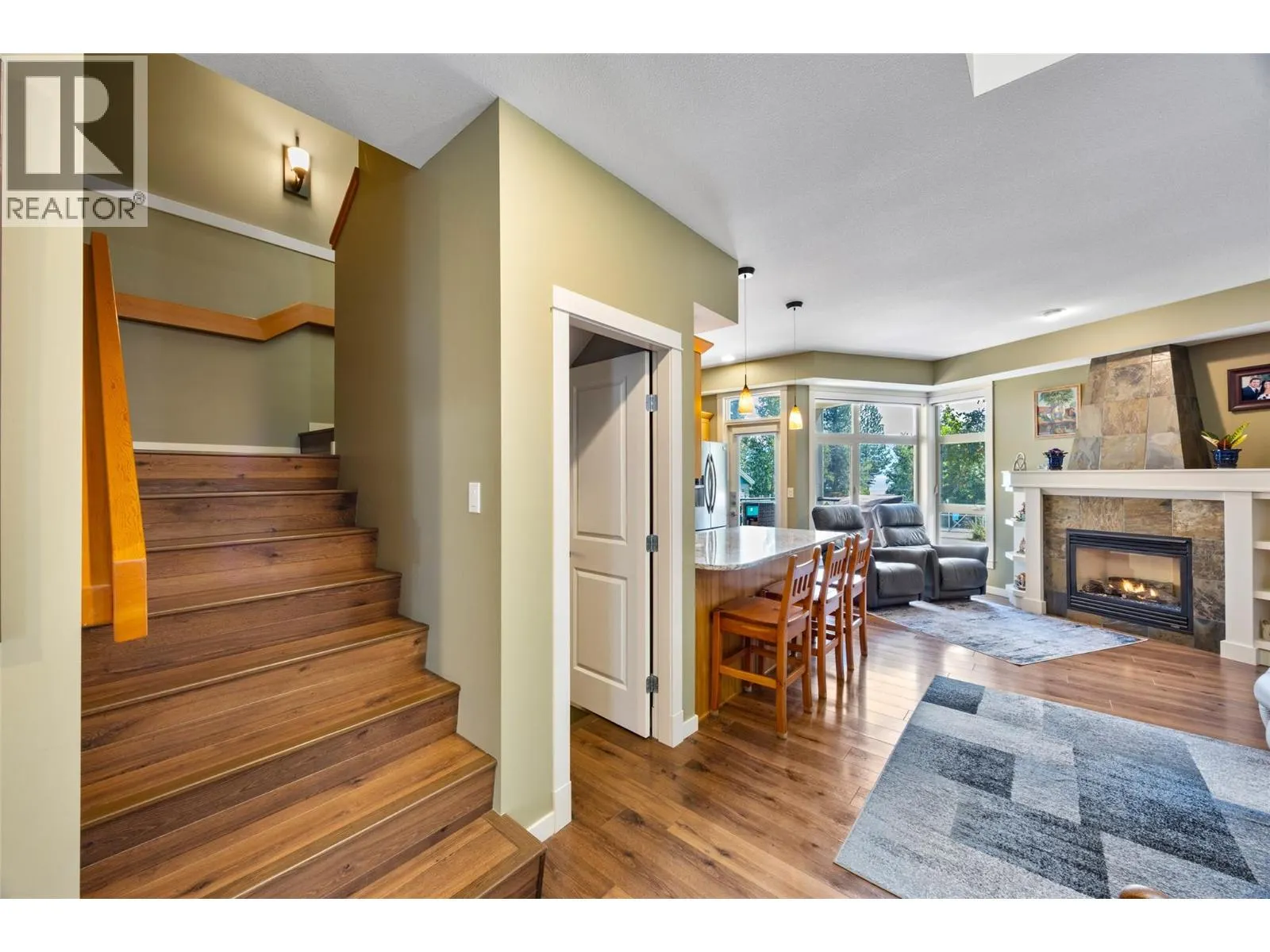 1294 Deodar Road Unit# 11