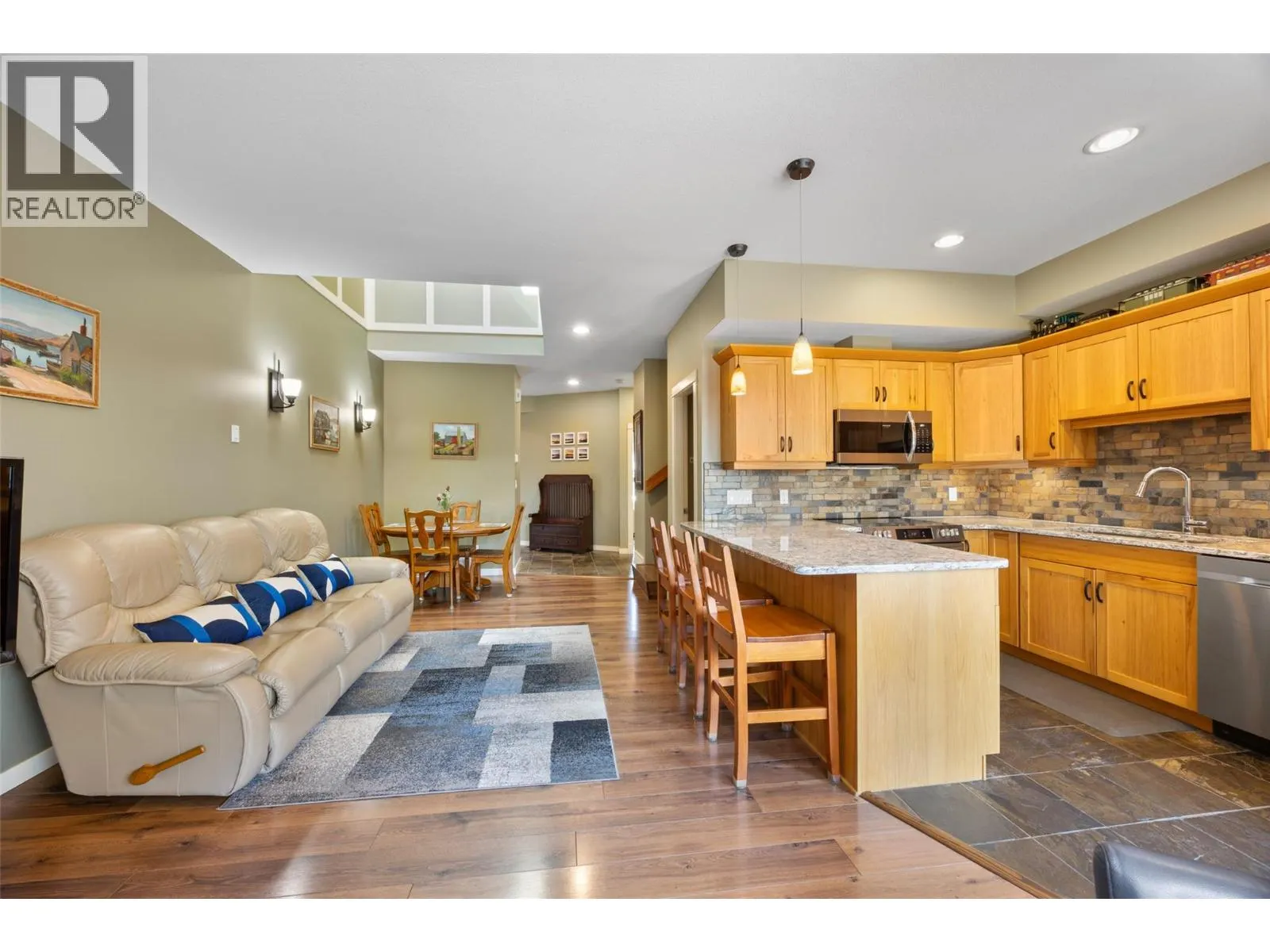 1294 Deodar Road Unit# 11