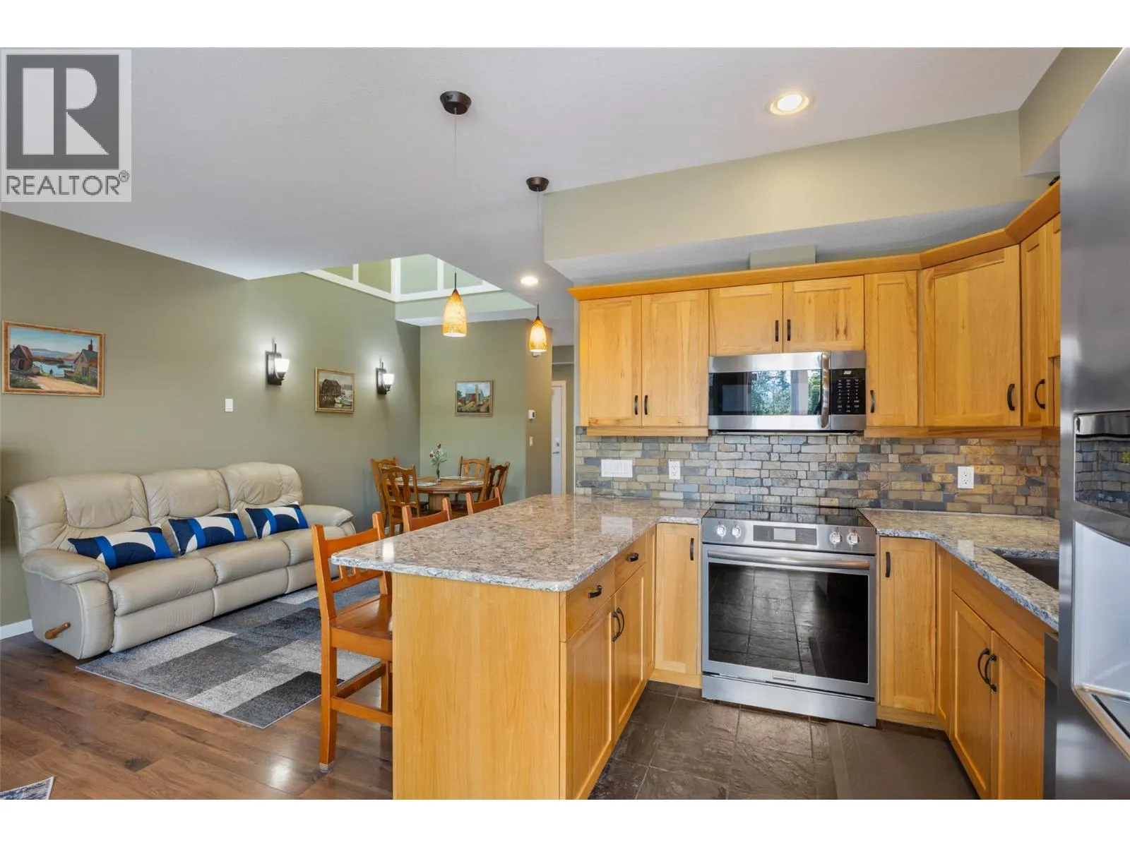 1294 Deodar Road Unit# 11