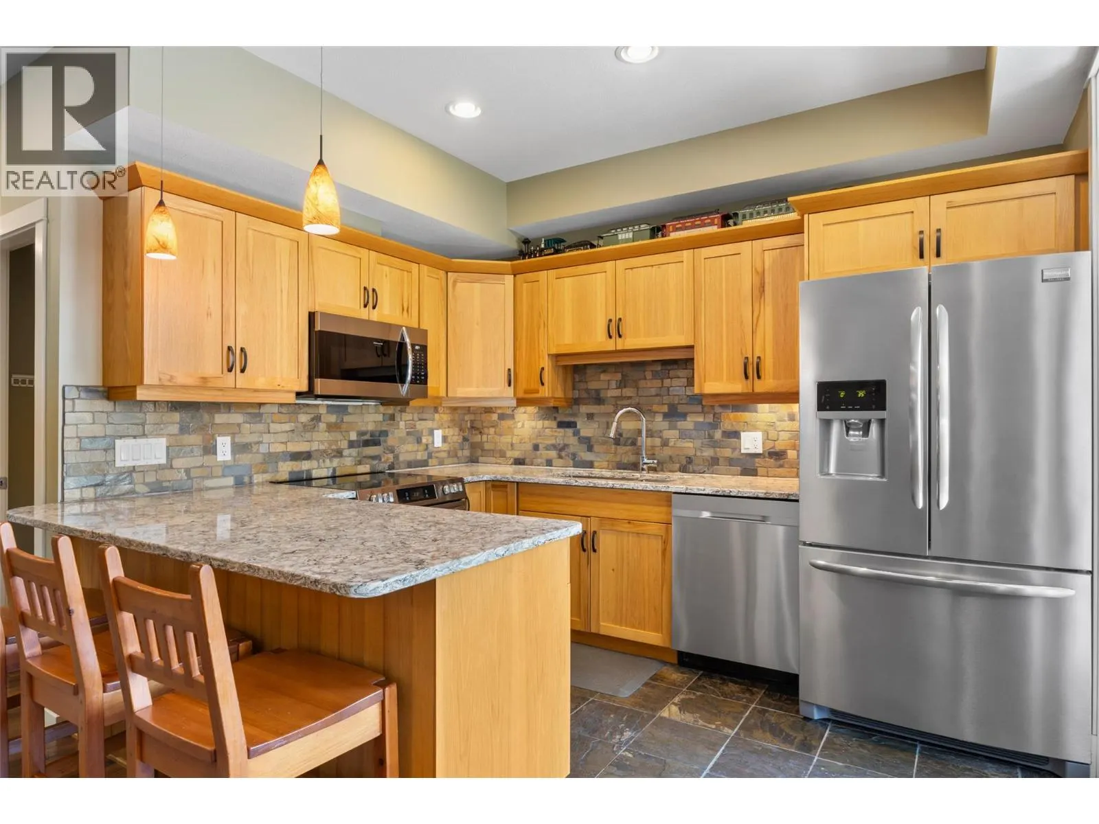 1294 Deodar Road Unit# 11