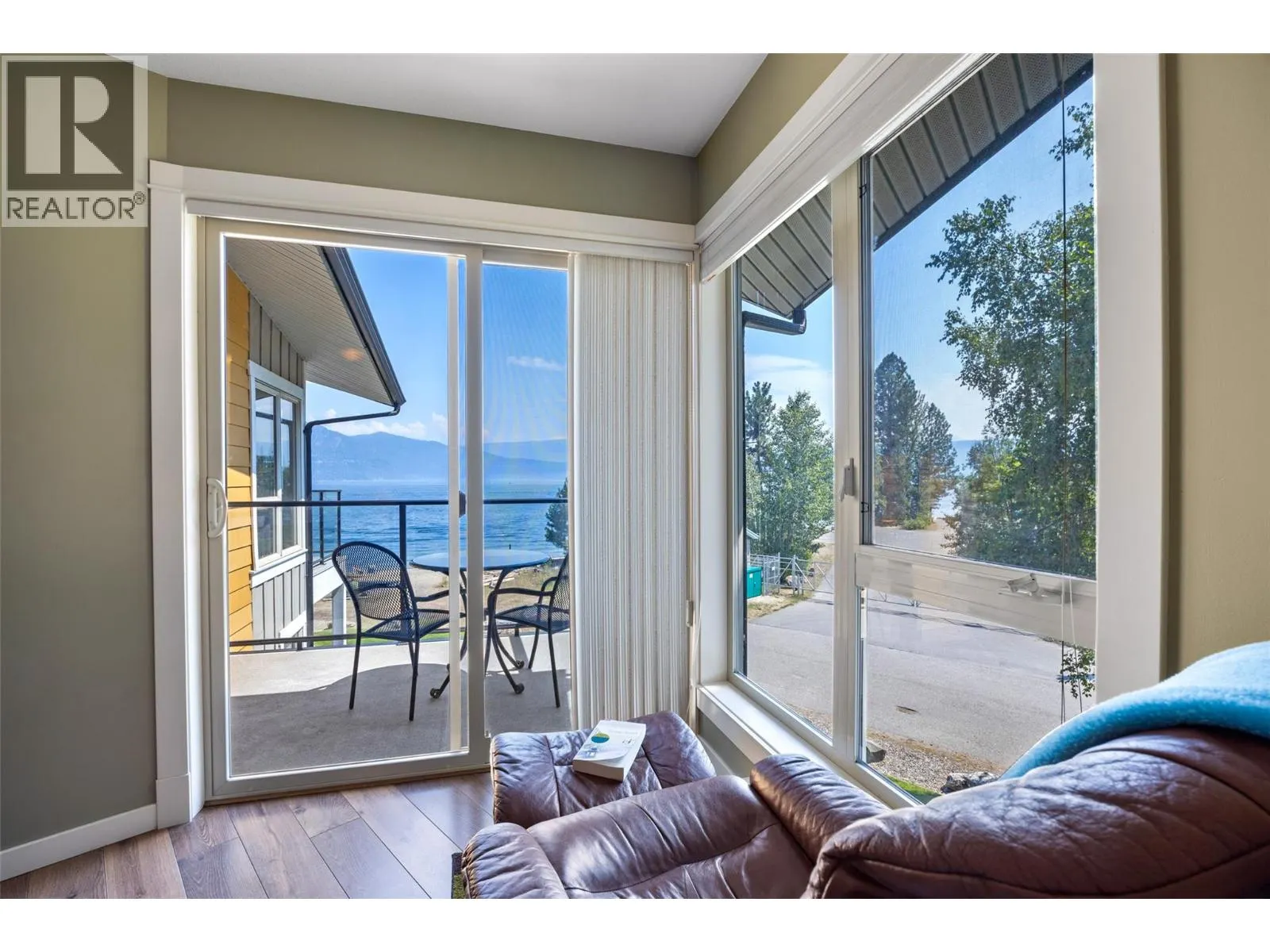 1294 Deodar Road Unit# 11