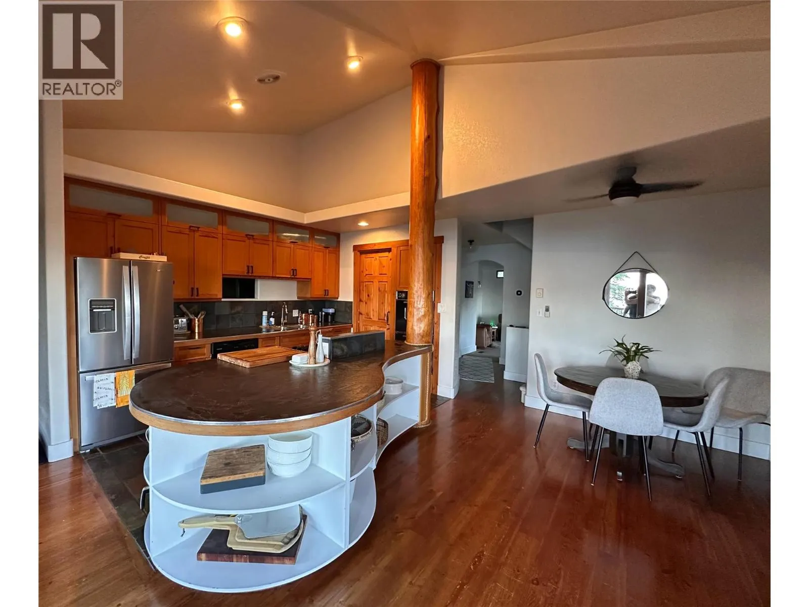 460 Galway Place