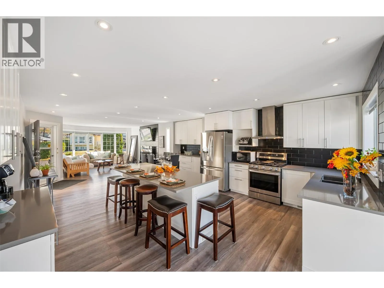 38 BAYVIEW Crescent