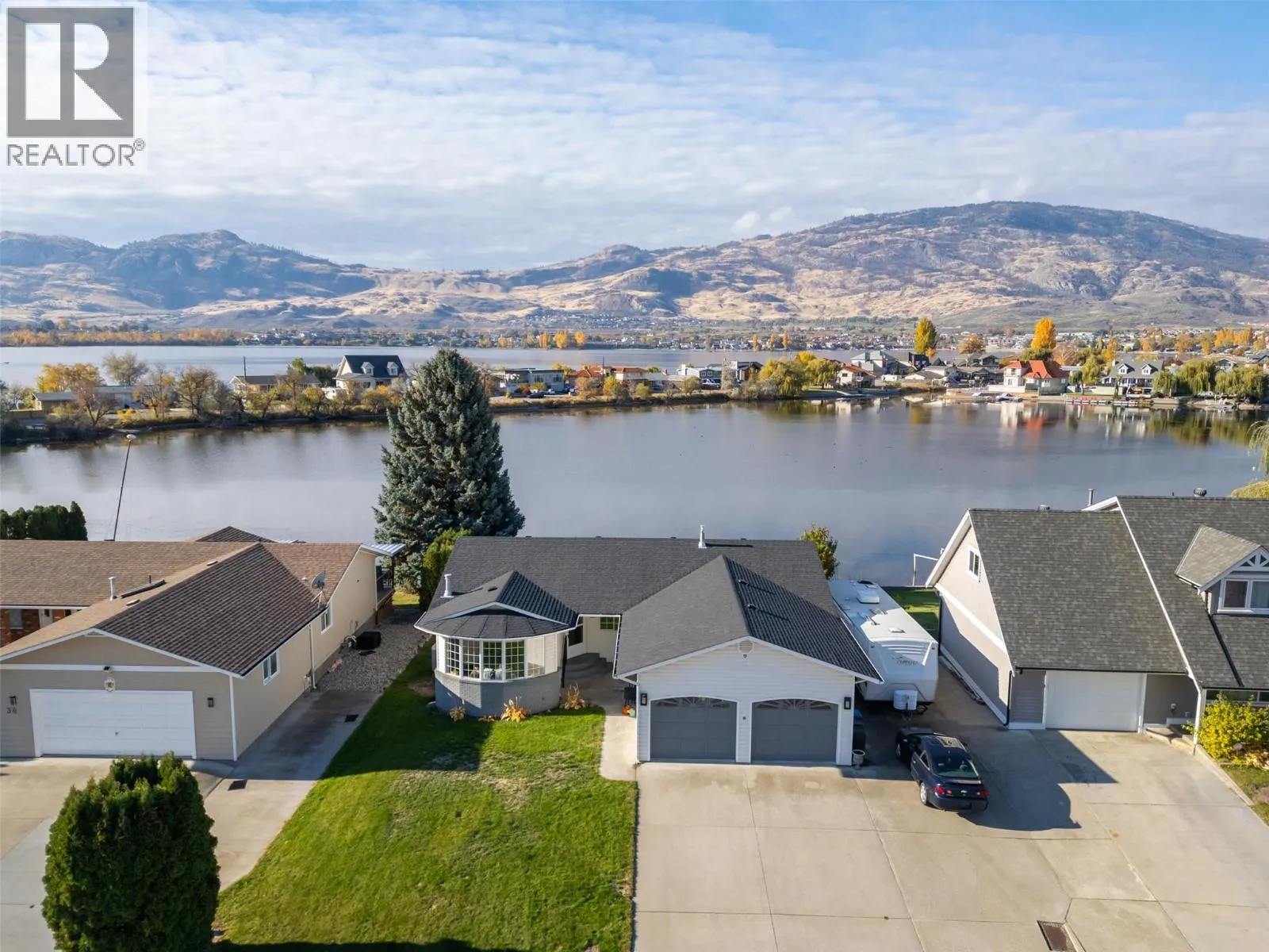 38 BAYVIEW Crescent