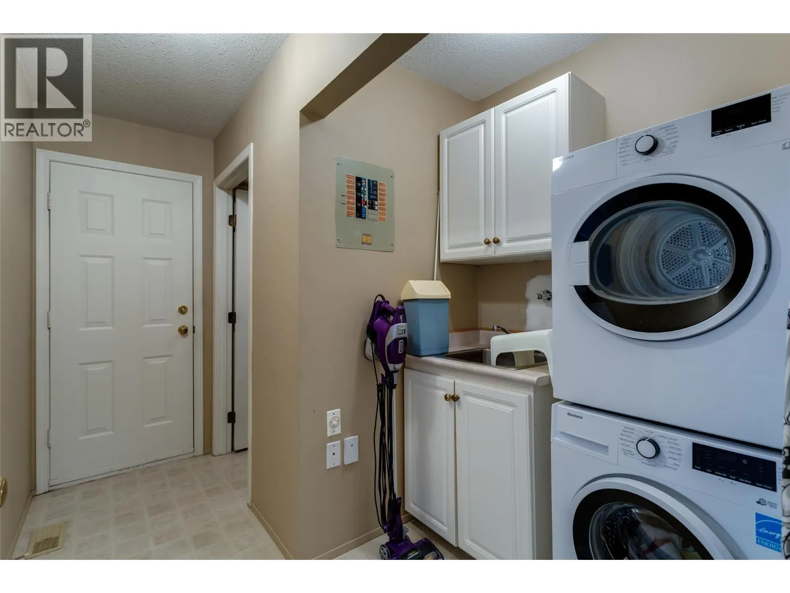 950 Lanfranco Road Unit# 16
