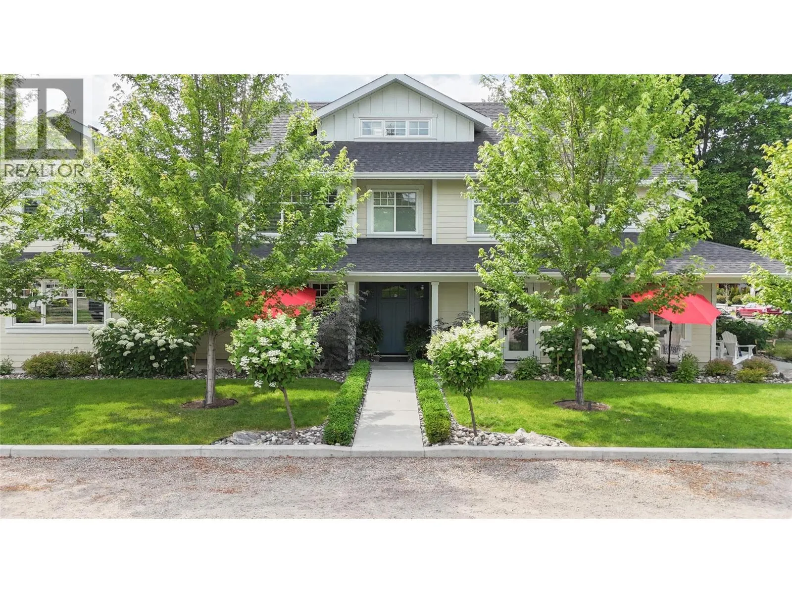 2050 Long Street