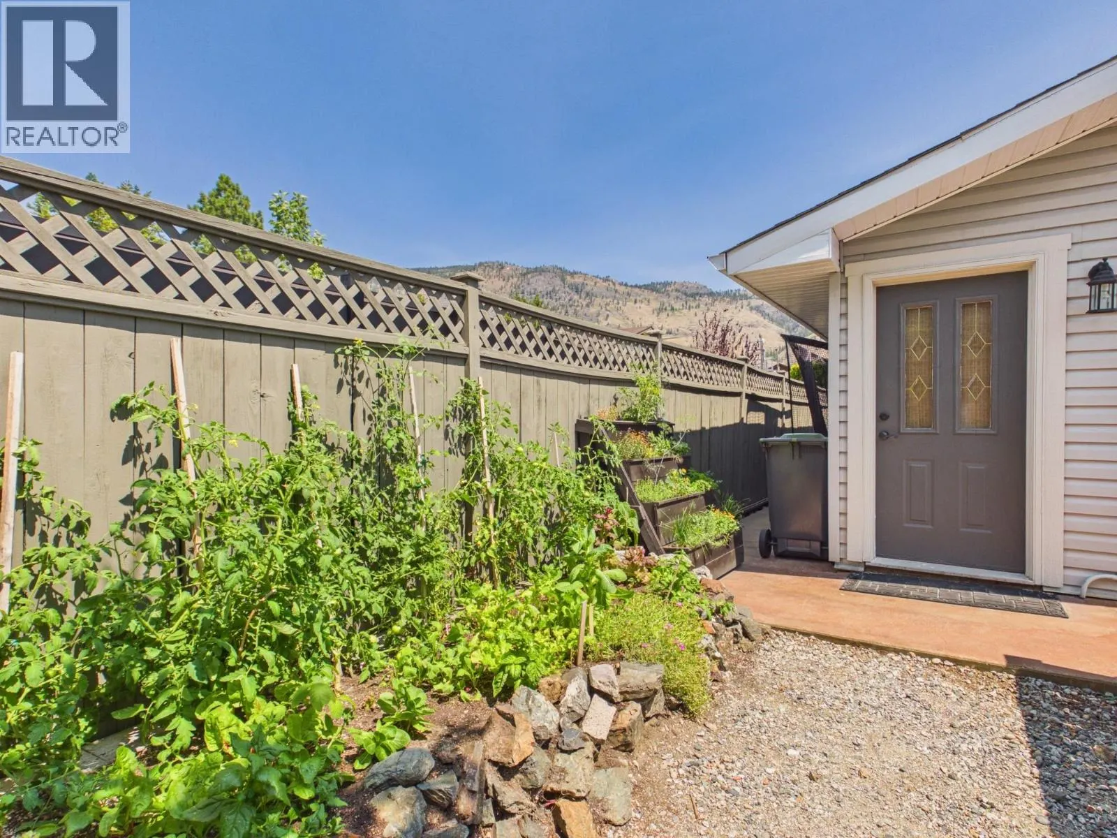 22 Willow Crescent