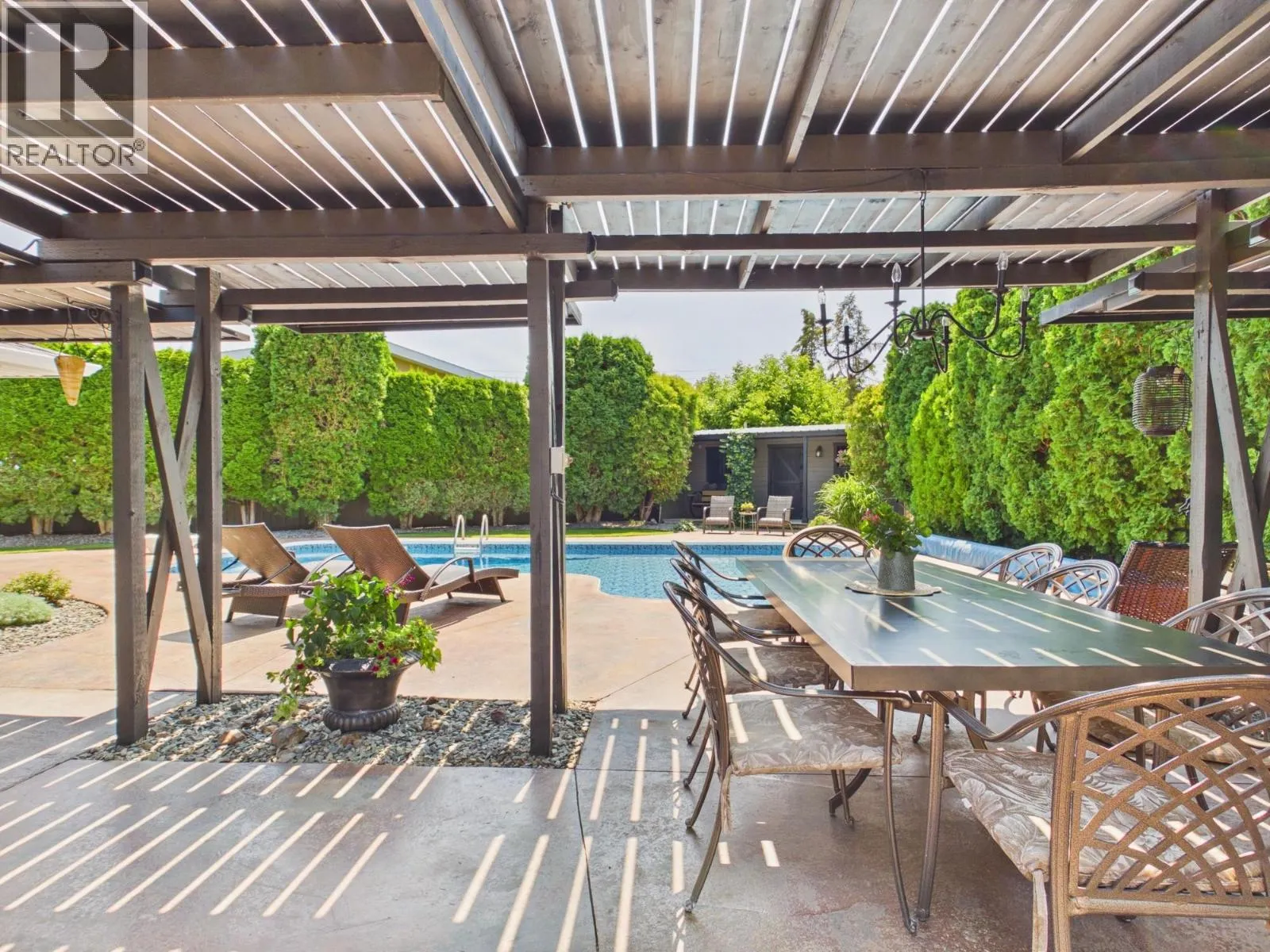 22 Willow Crescent