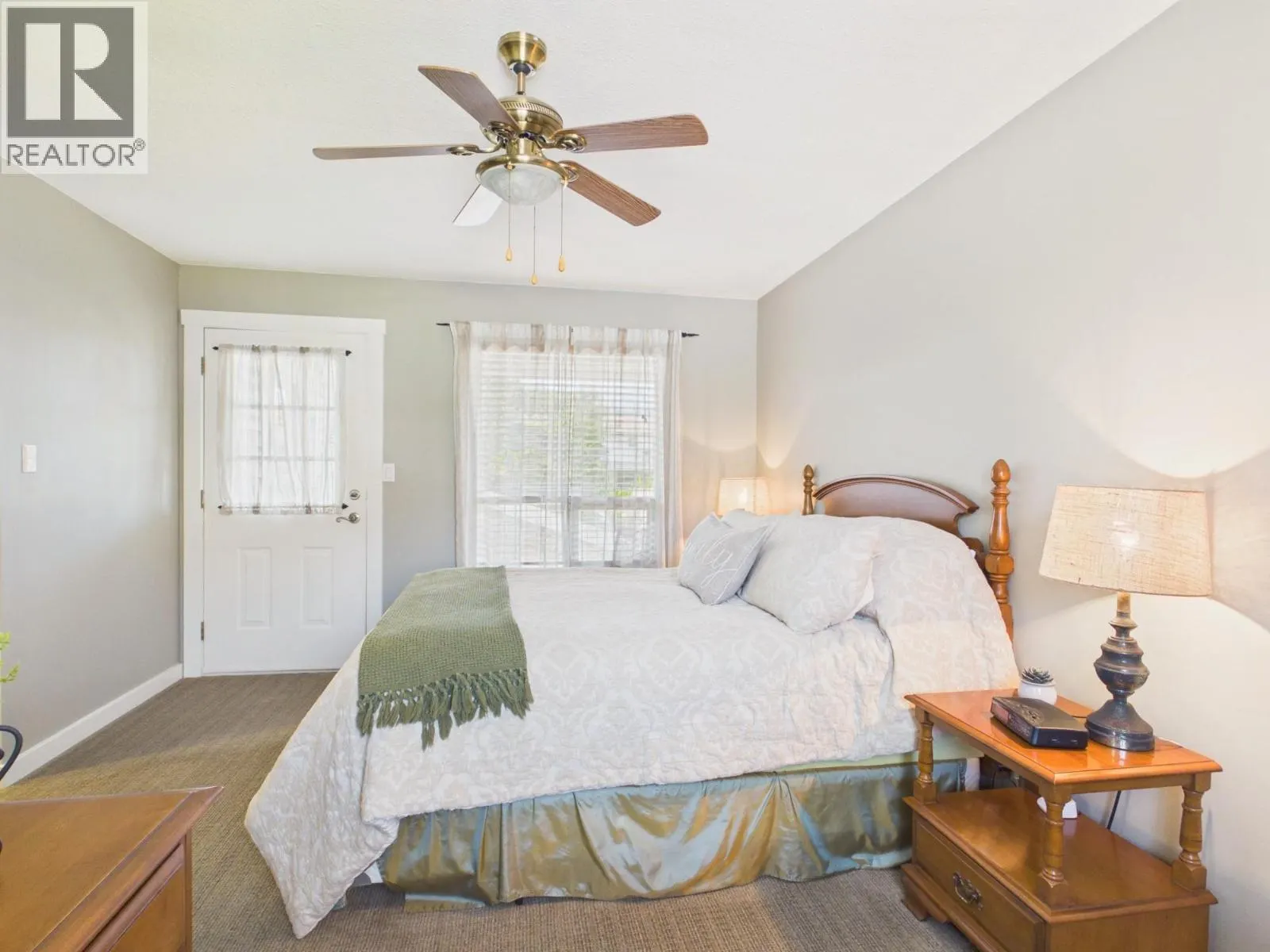 22 Willow Crescent