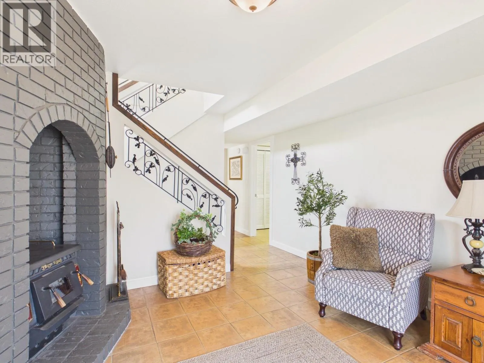 22 Willow Crescent