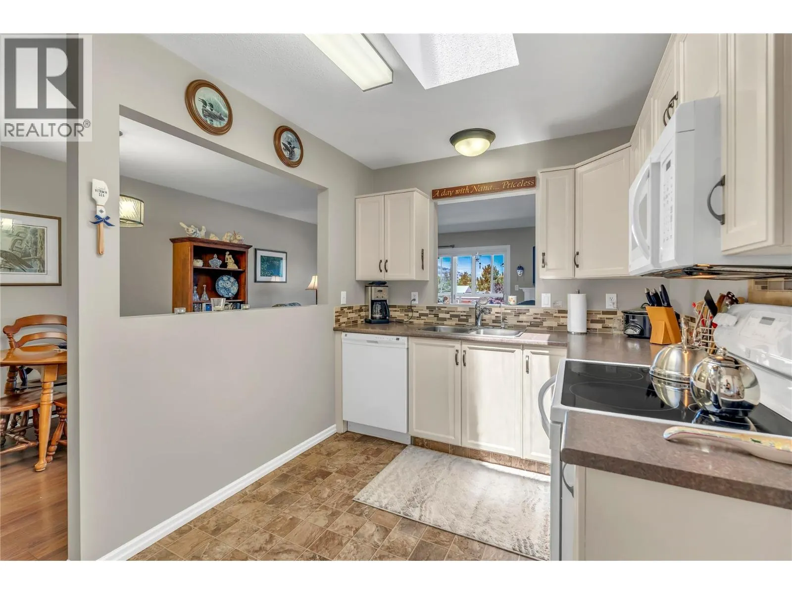 8907 Pineo Court Unit# 306