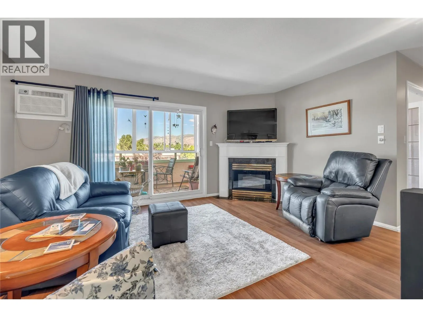 8907 Pineo Court Unit# 306