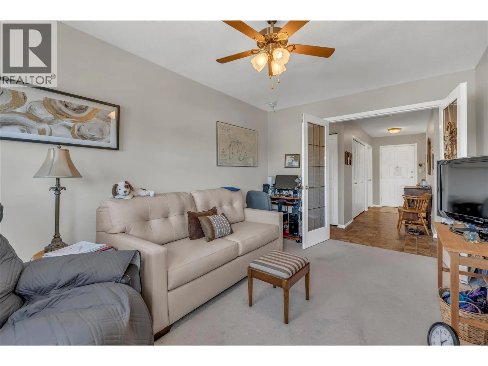 8907 Pineo Court Unit# 306