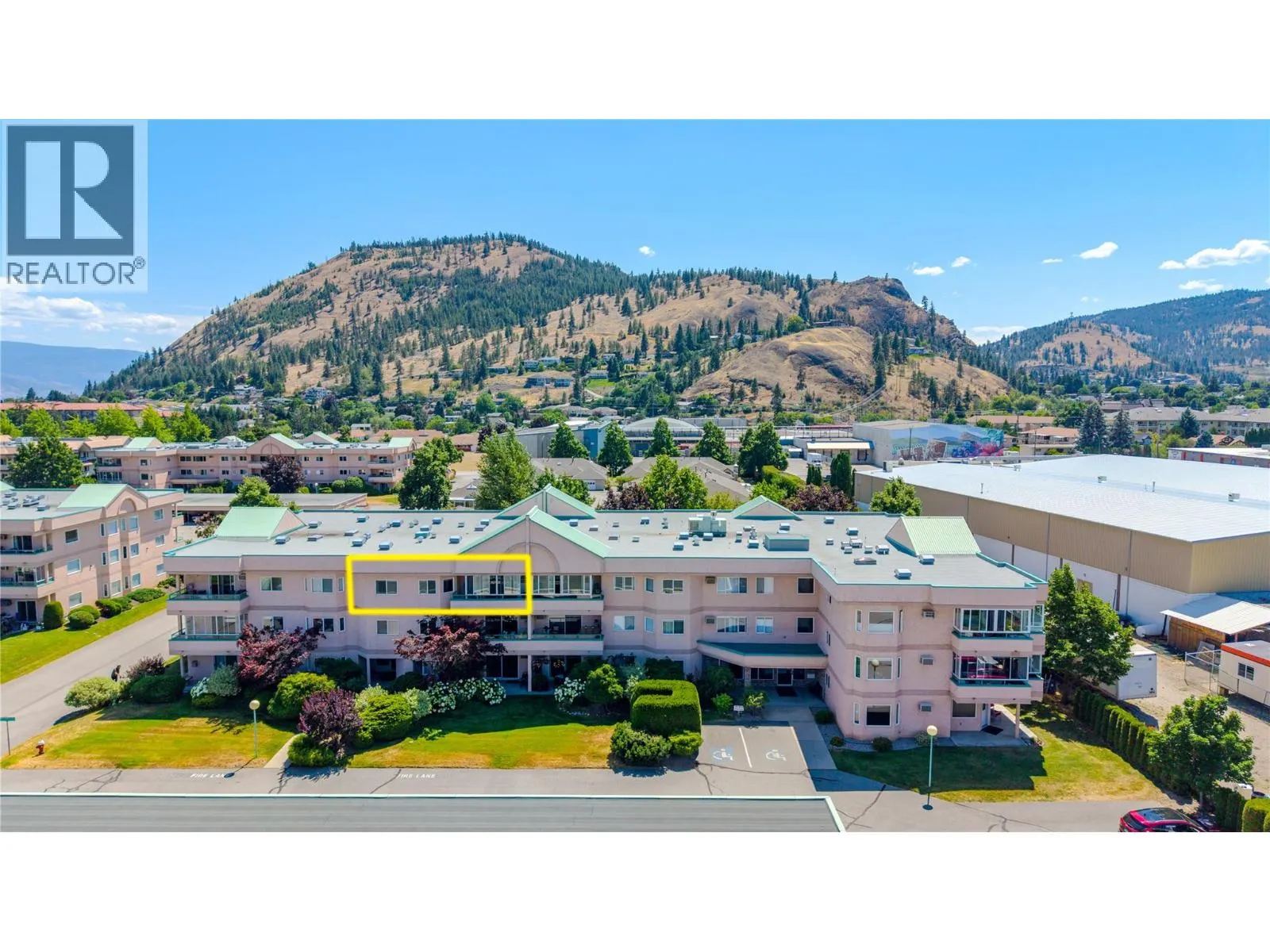 8907 Pineo Court Unit# 306