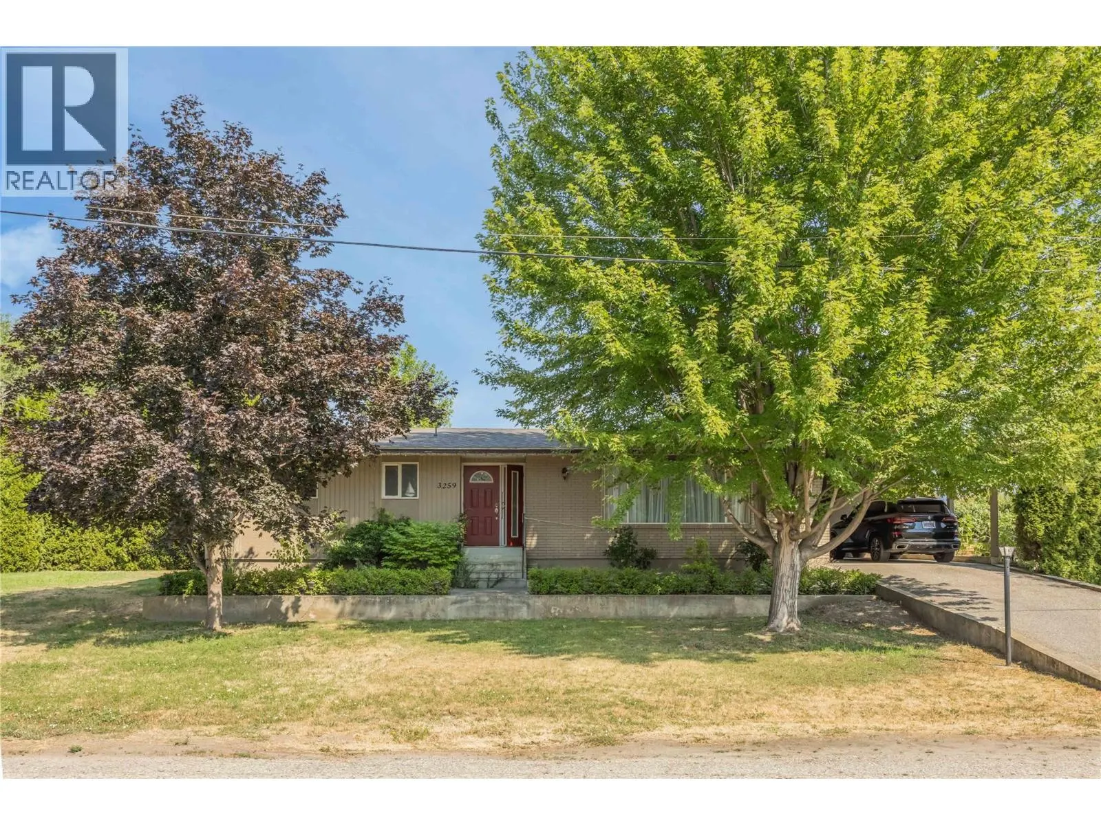 3259 St Amand Road