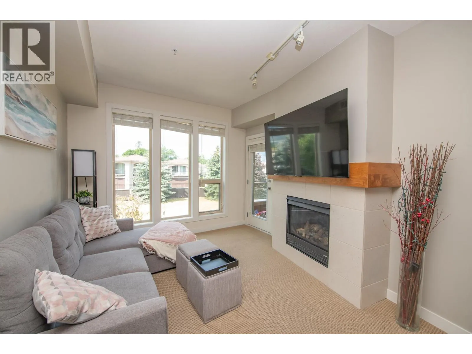 7343 Okanagan Landing Road Unit# 1213