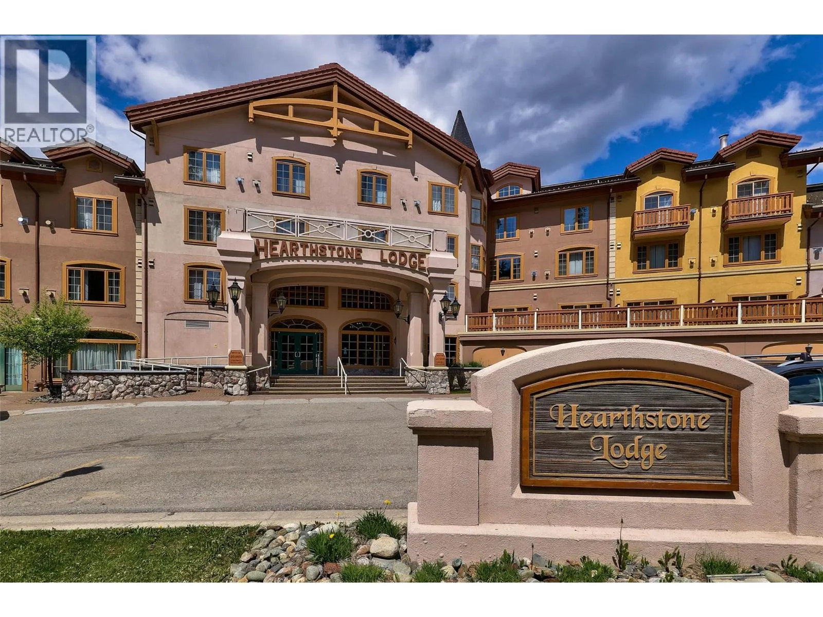 3170 Creekside Way Unit# 201