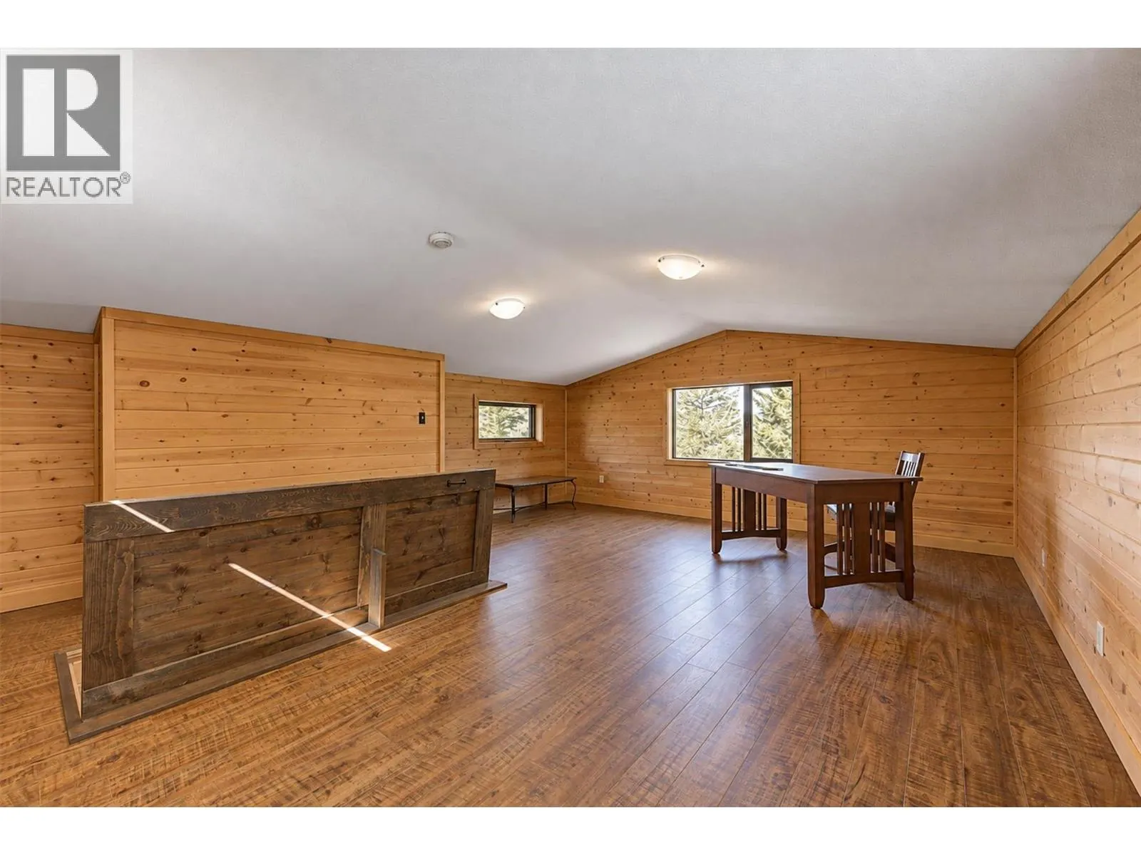 5572 Oyama Lake Road