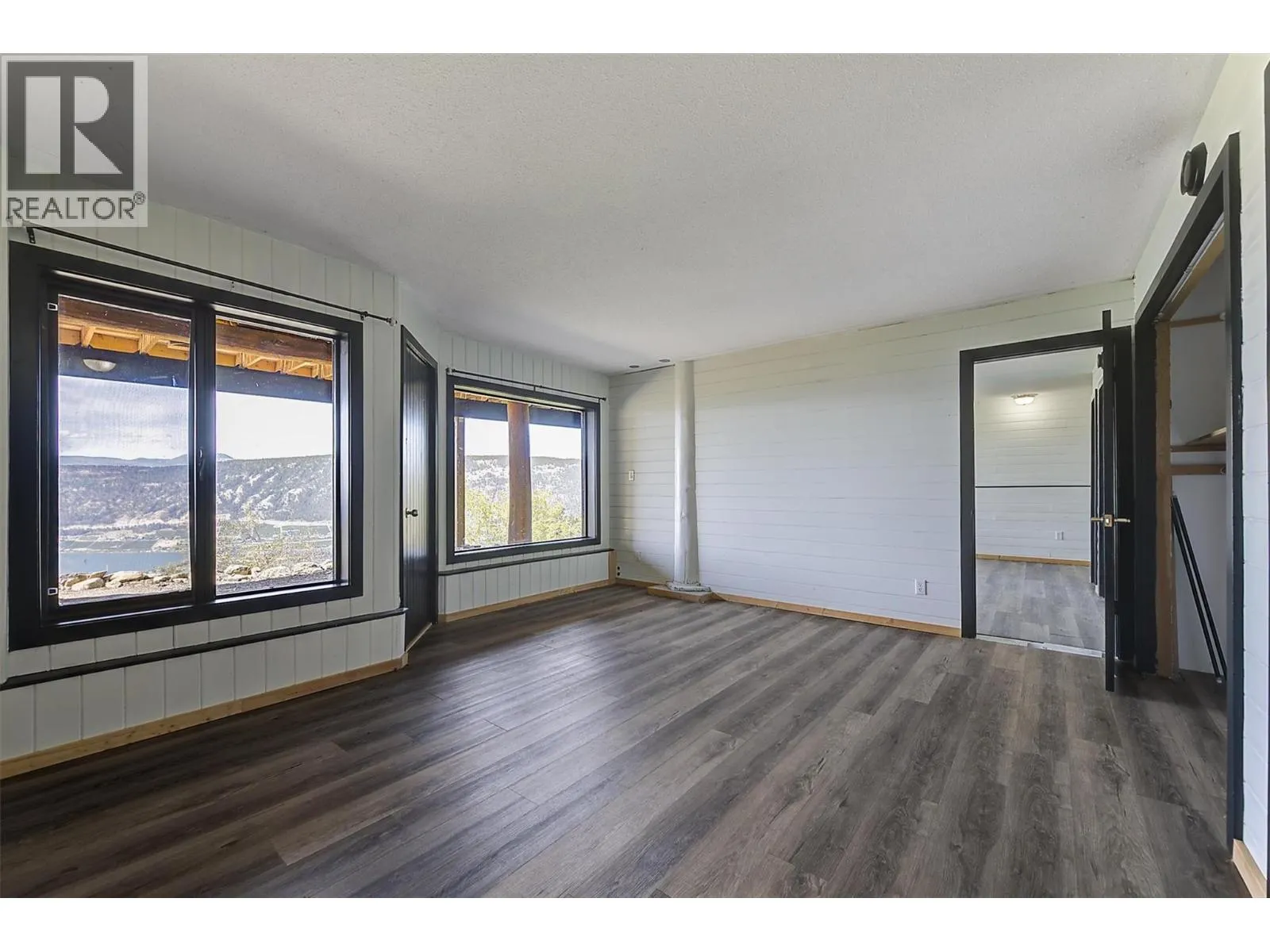 5572 Oyama Lake Road