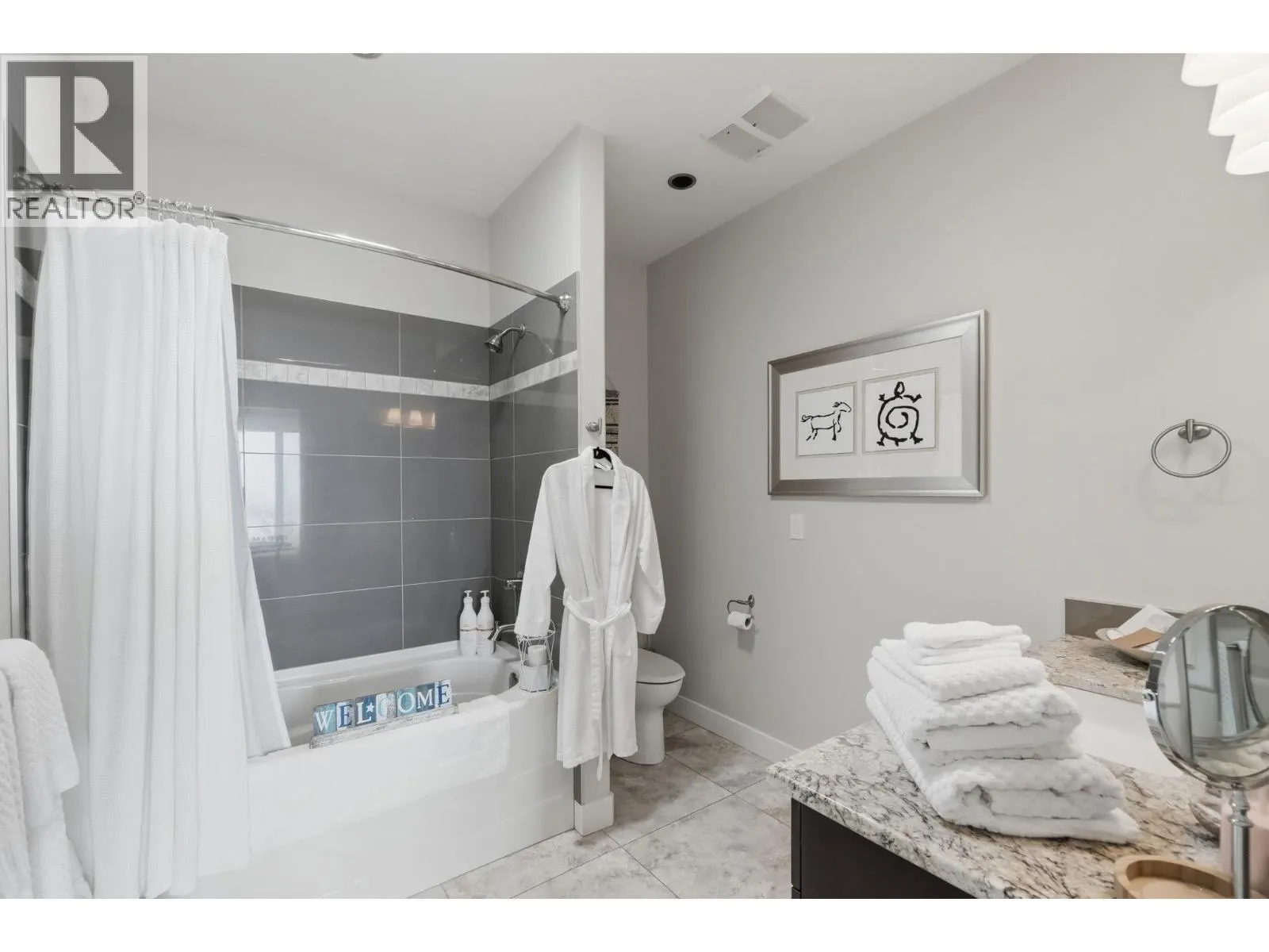 2000 Valleyview Drive Unit# 3