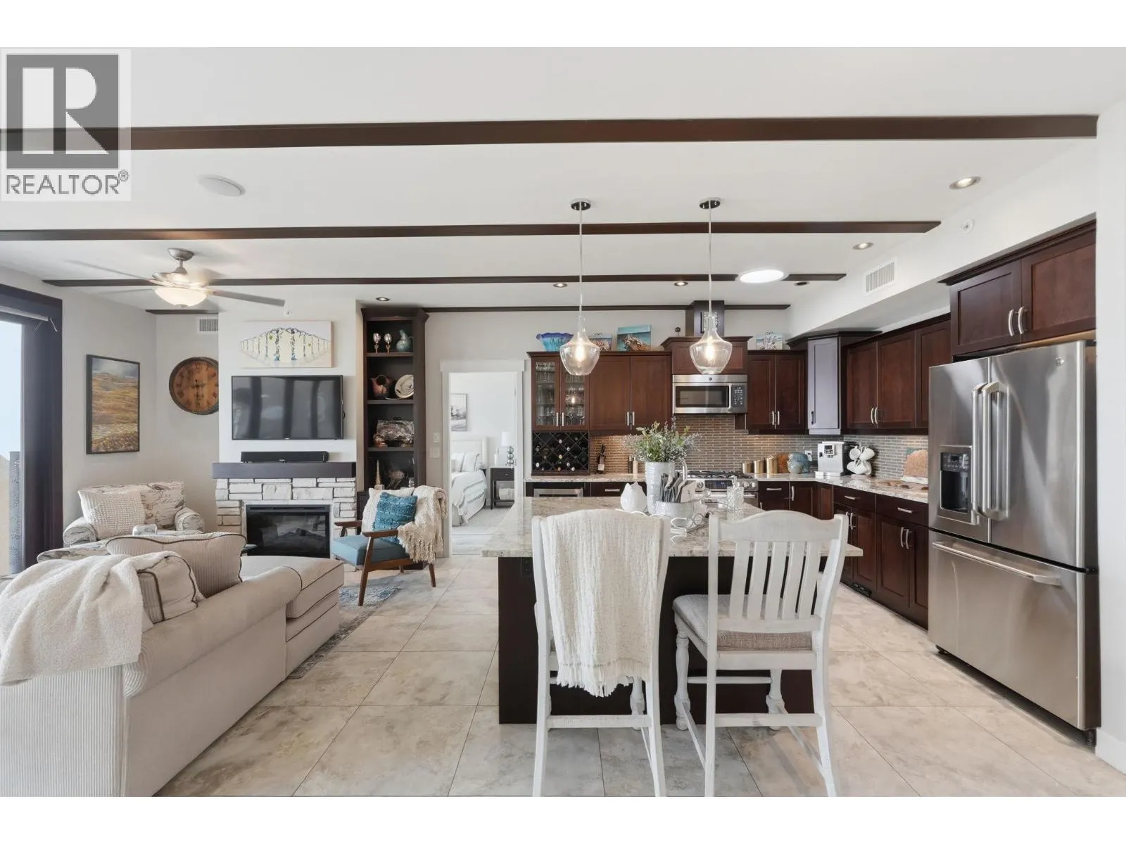 2000 Valleyview Drive Unit# 3