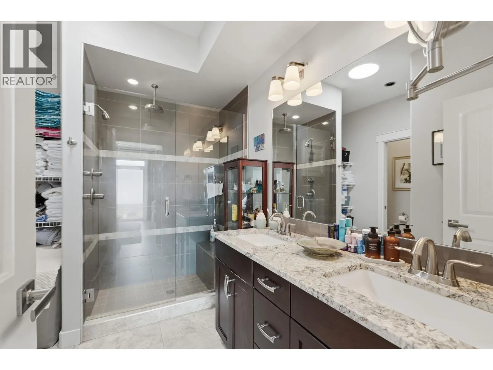 2000 Valleyview Drive Unit# 3