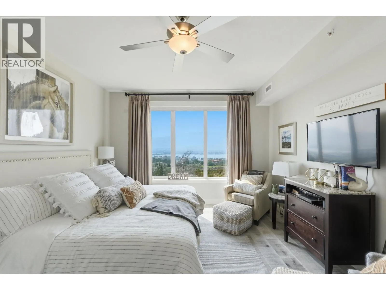 2000 Valleyview Drive Unit# 3