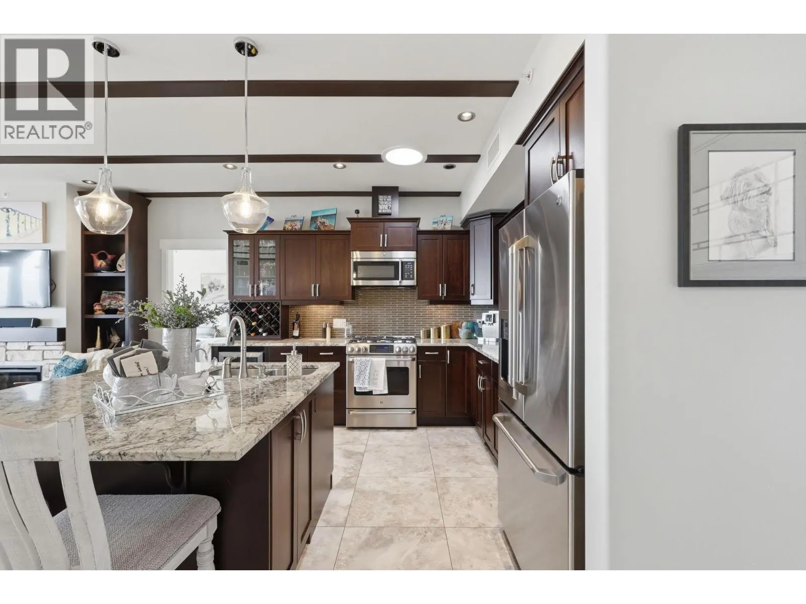 2000 Valleyview Drive Unit# 3