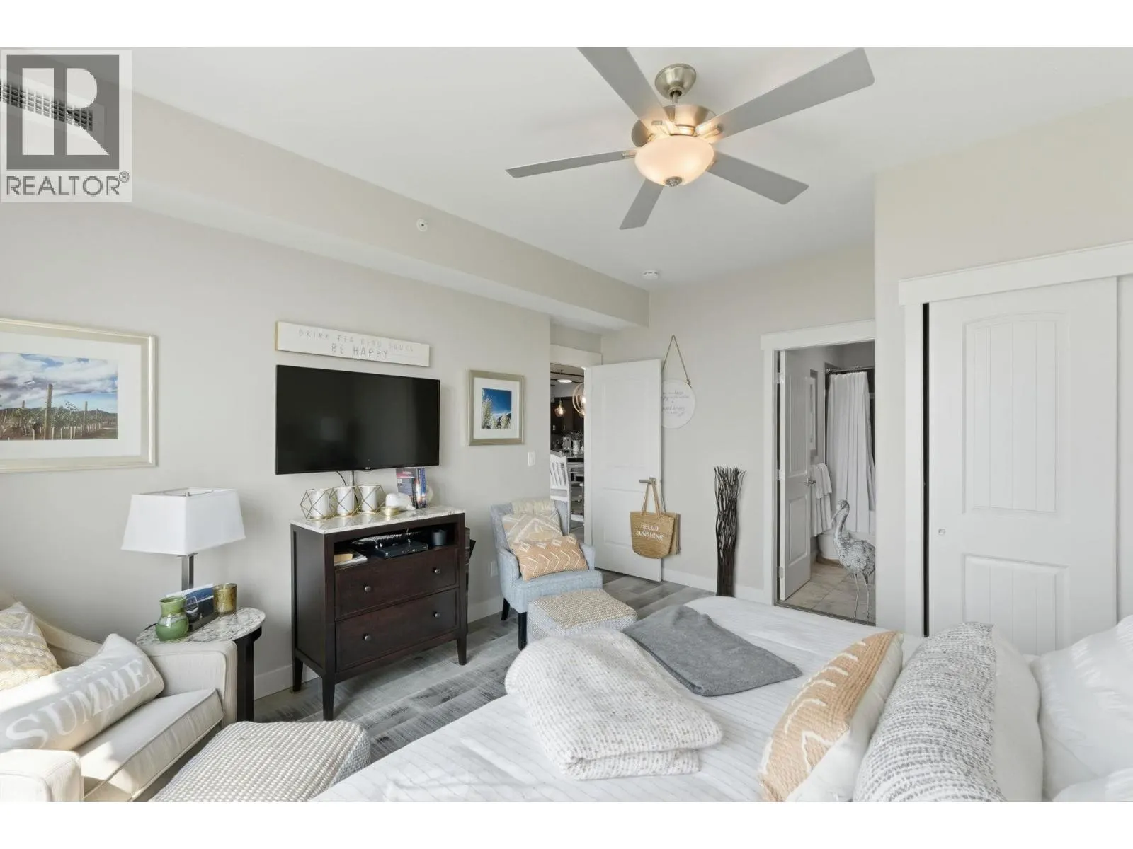 2000 Valleyview Drive Unit# 3