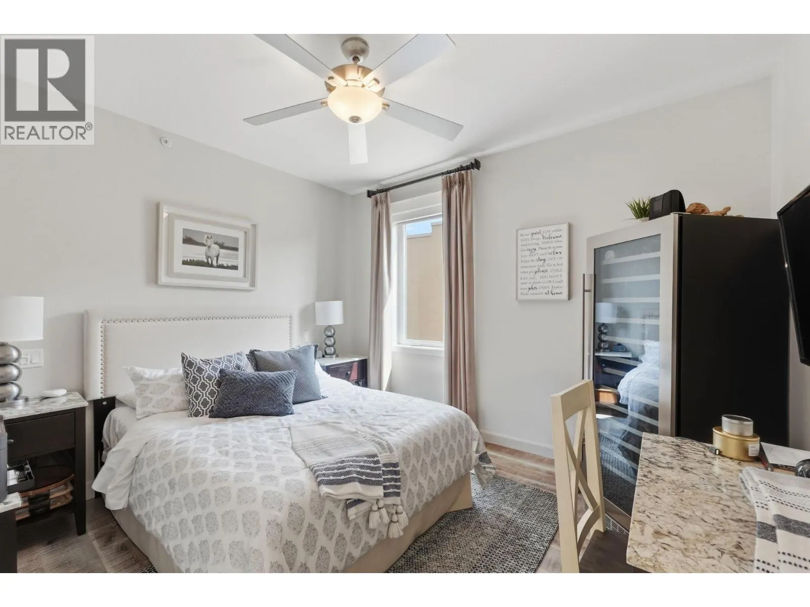 2000 Valleyview Drive Unit# 3