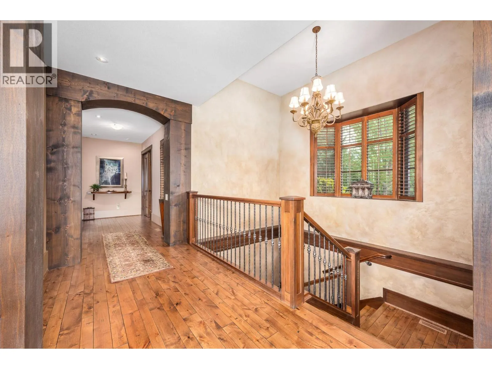 3006 Coachwood Crescent