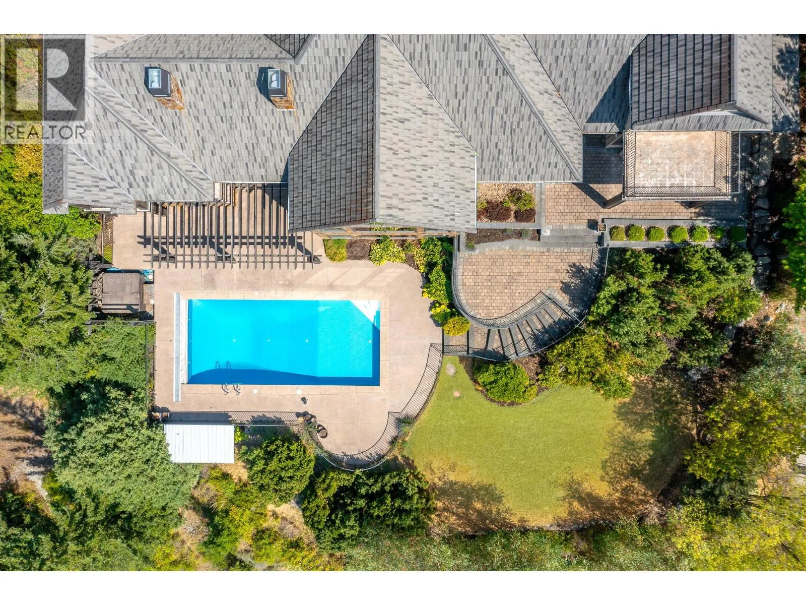 3006 Coachwood Crescent