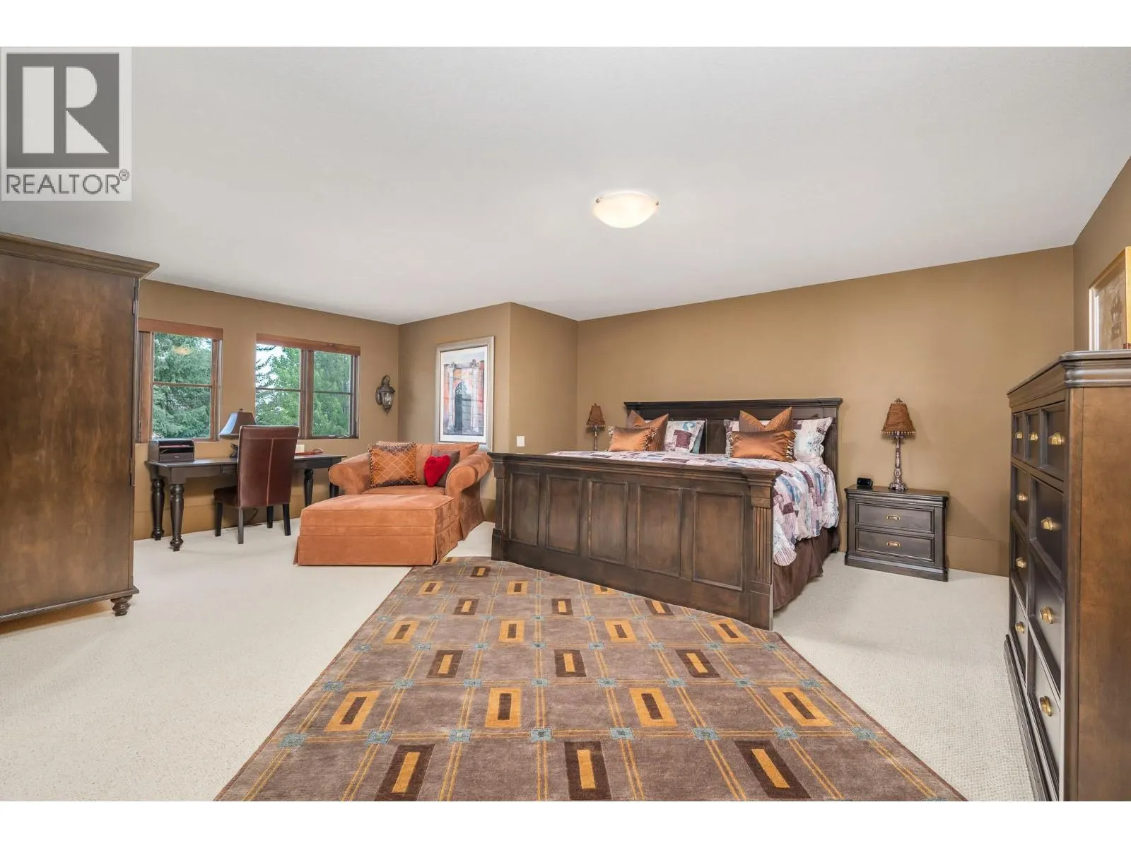 3006 Coachwood Crescent