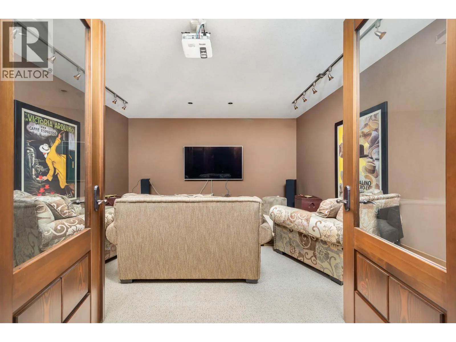 3006 Coachwood Crescent