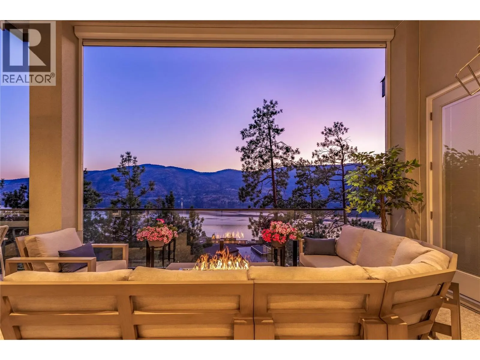 3452 Blue Grass Lane