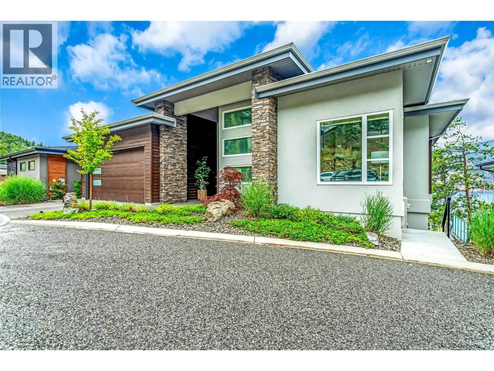 3452 Blue Grass Lane