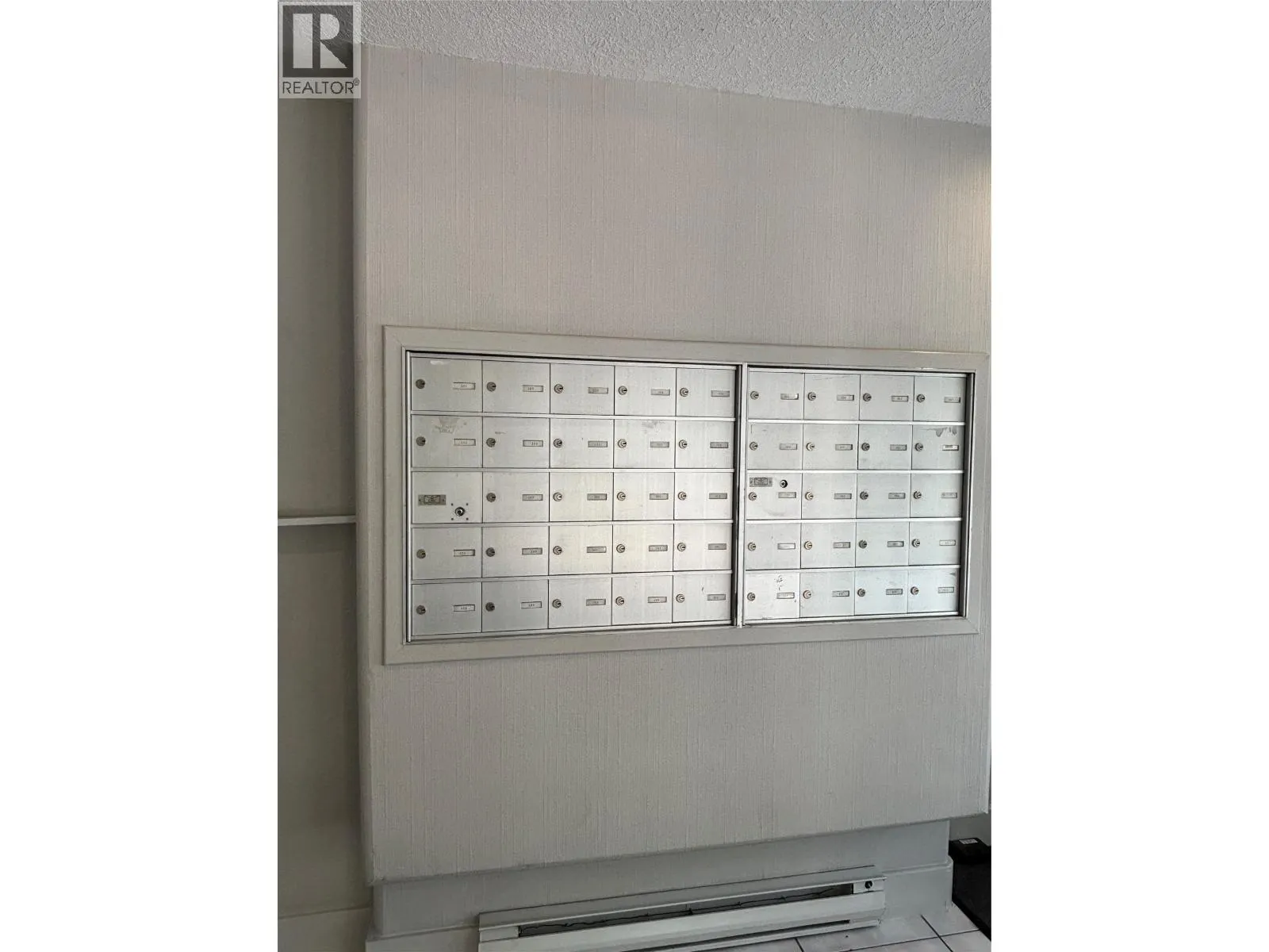 3221 Centennial Drive Unit# 401