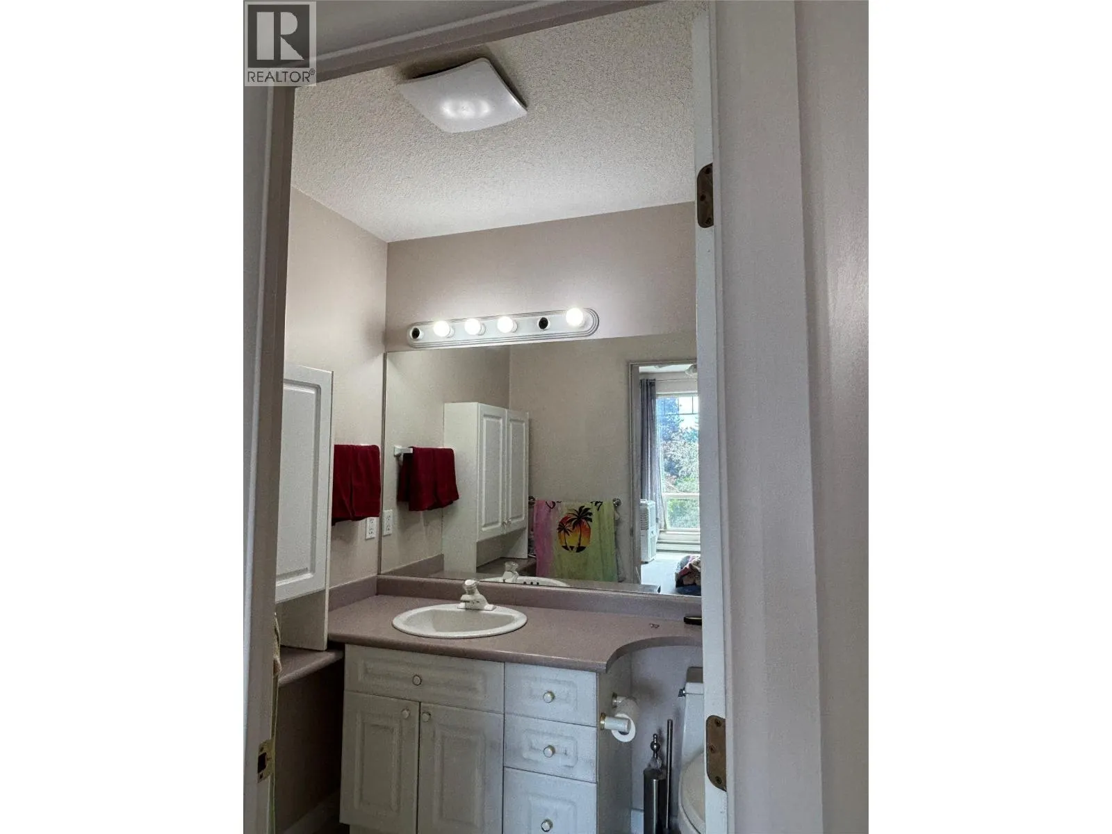 3221 Centennial Drive Unit# 401