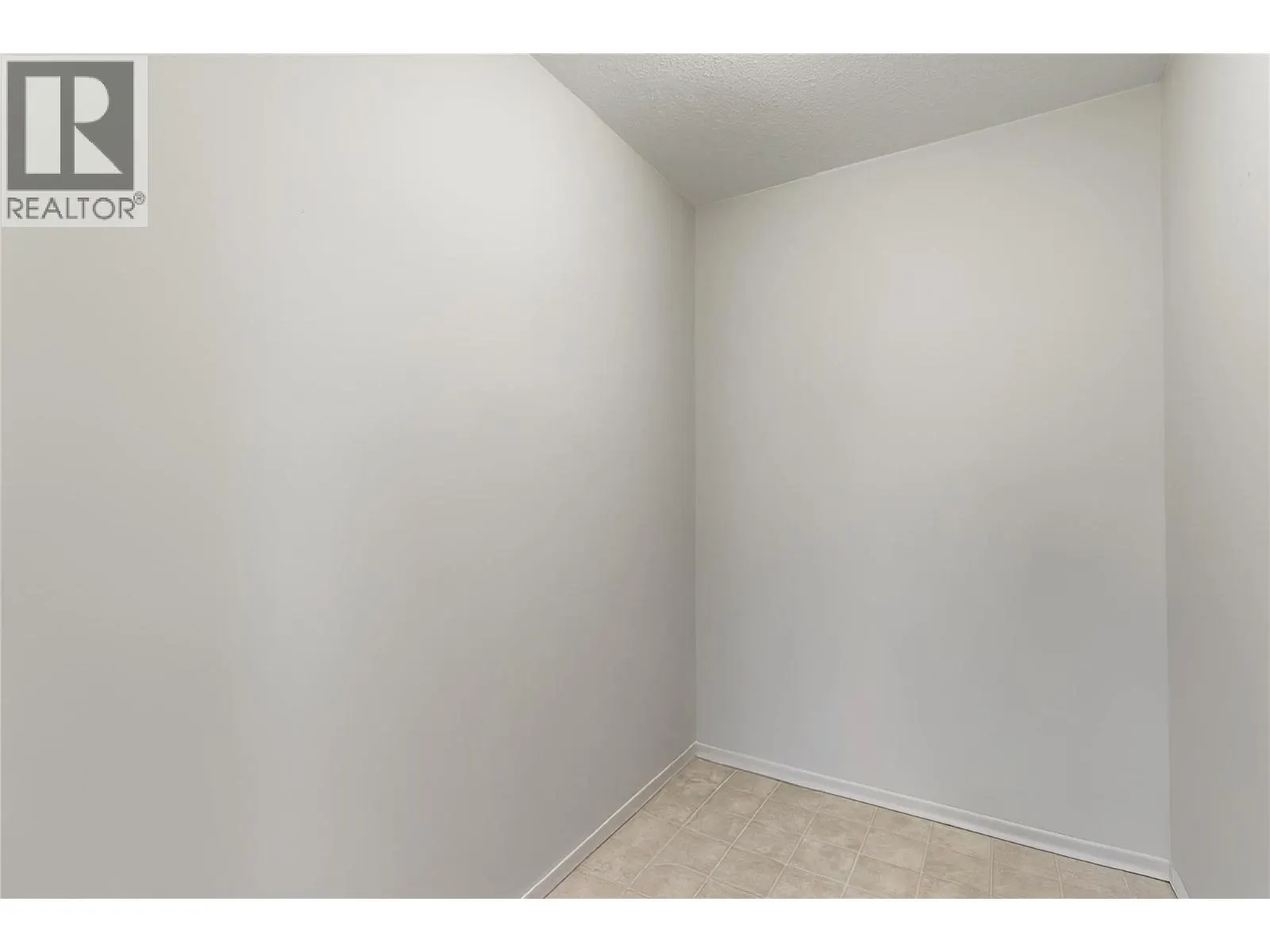 1075 Bernard Avenue Unit# 308