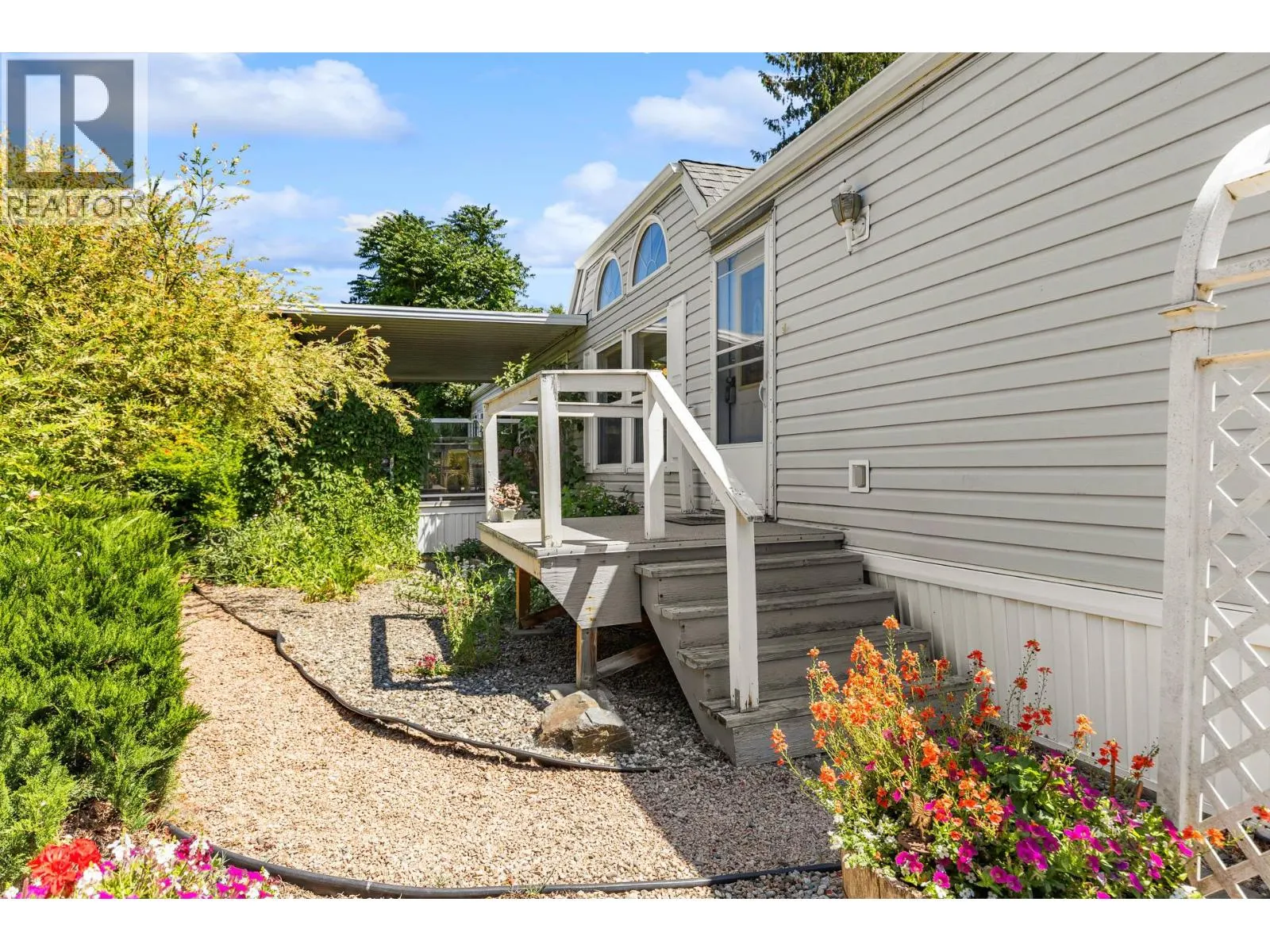1880 Old Boucherie Road Unit# 185